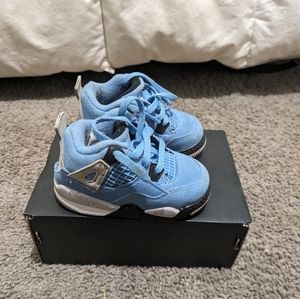 Jordan 4 retro University Blue